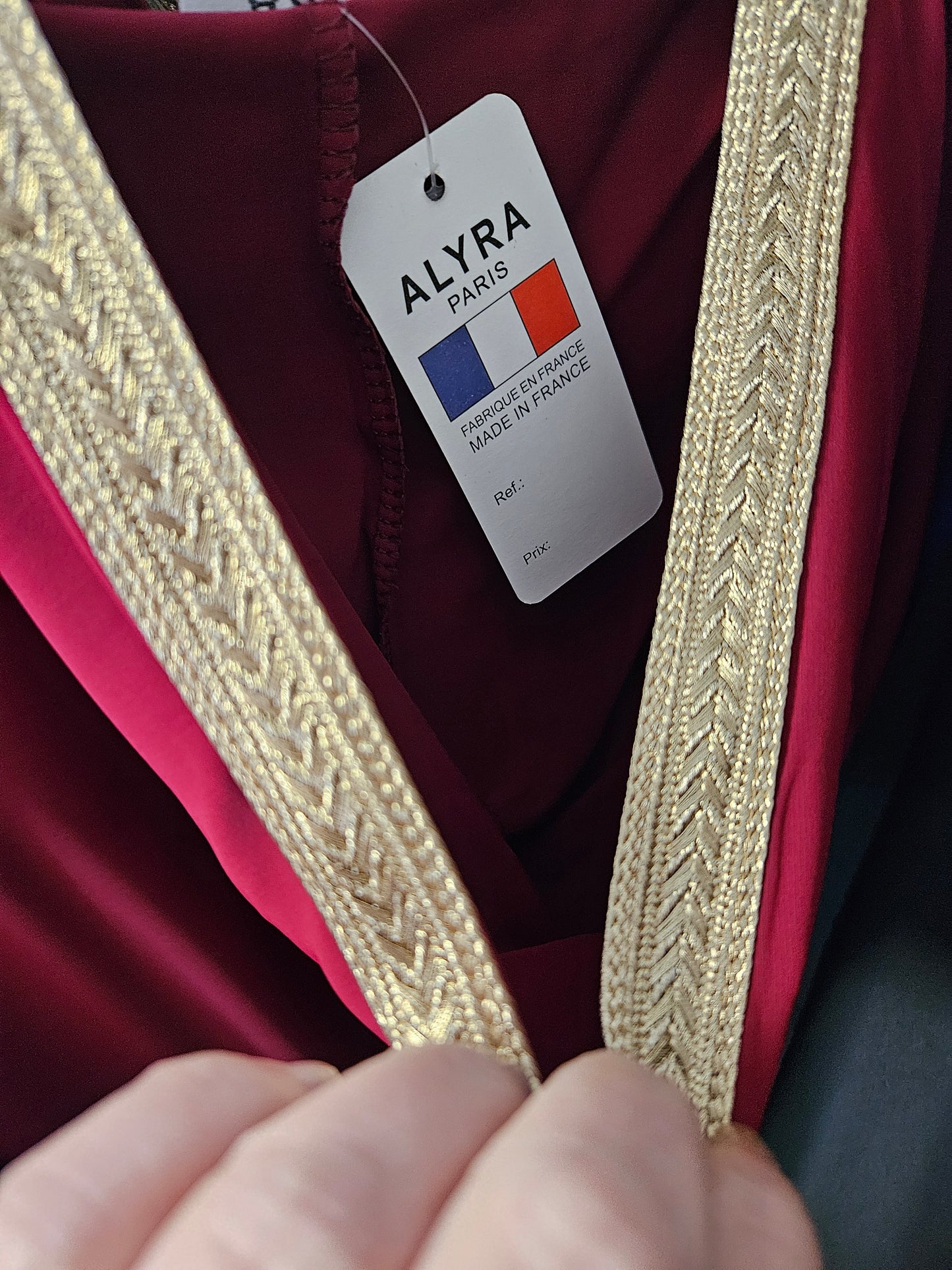 Abaya à capuche rouge /bordeaux
