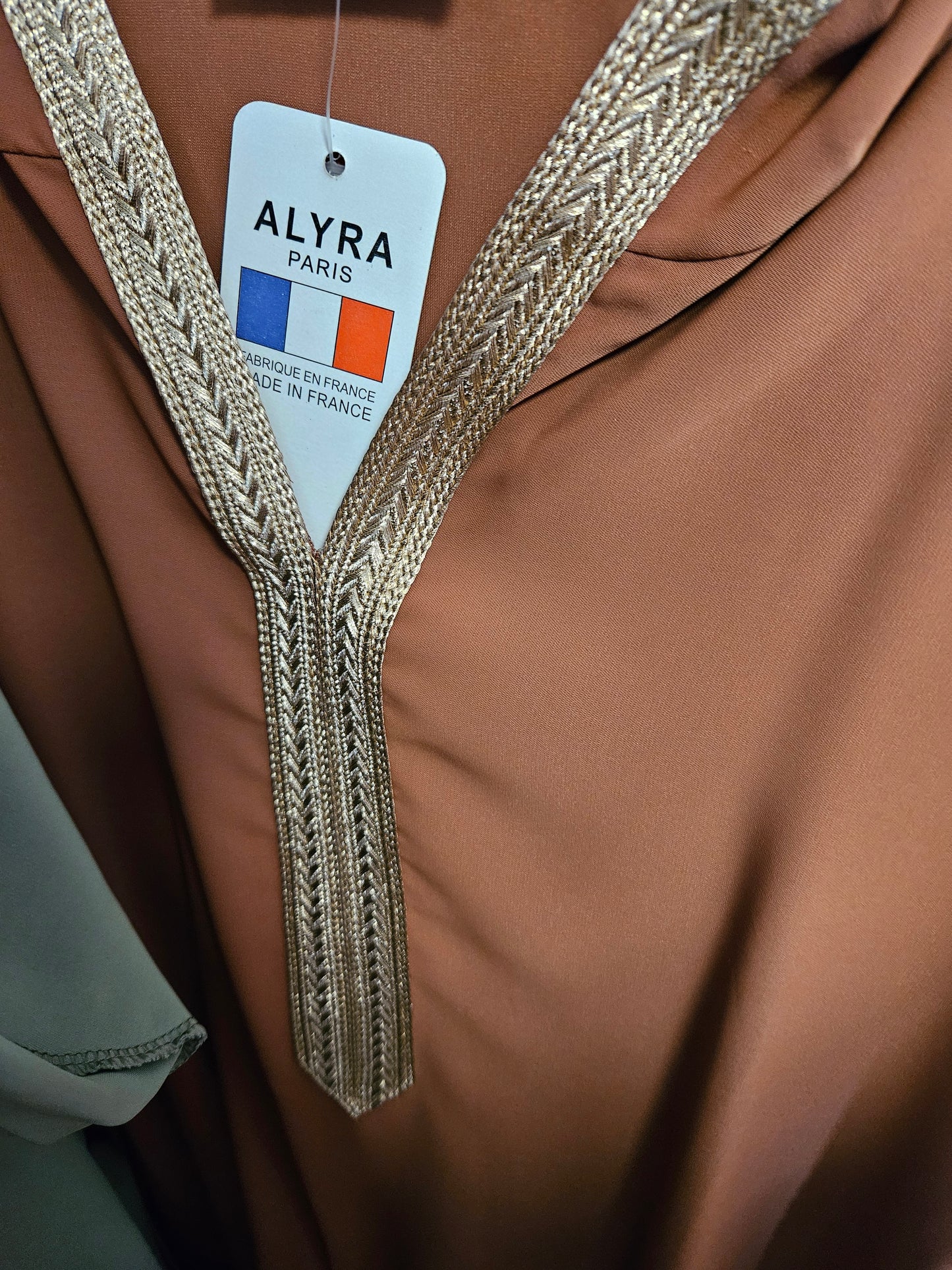 Abaya à capuche marron