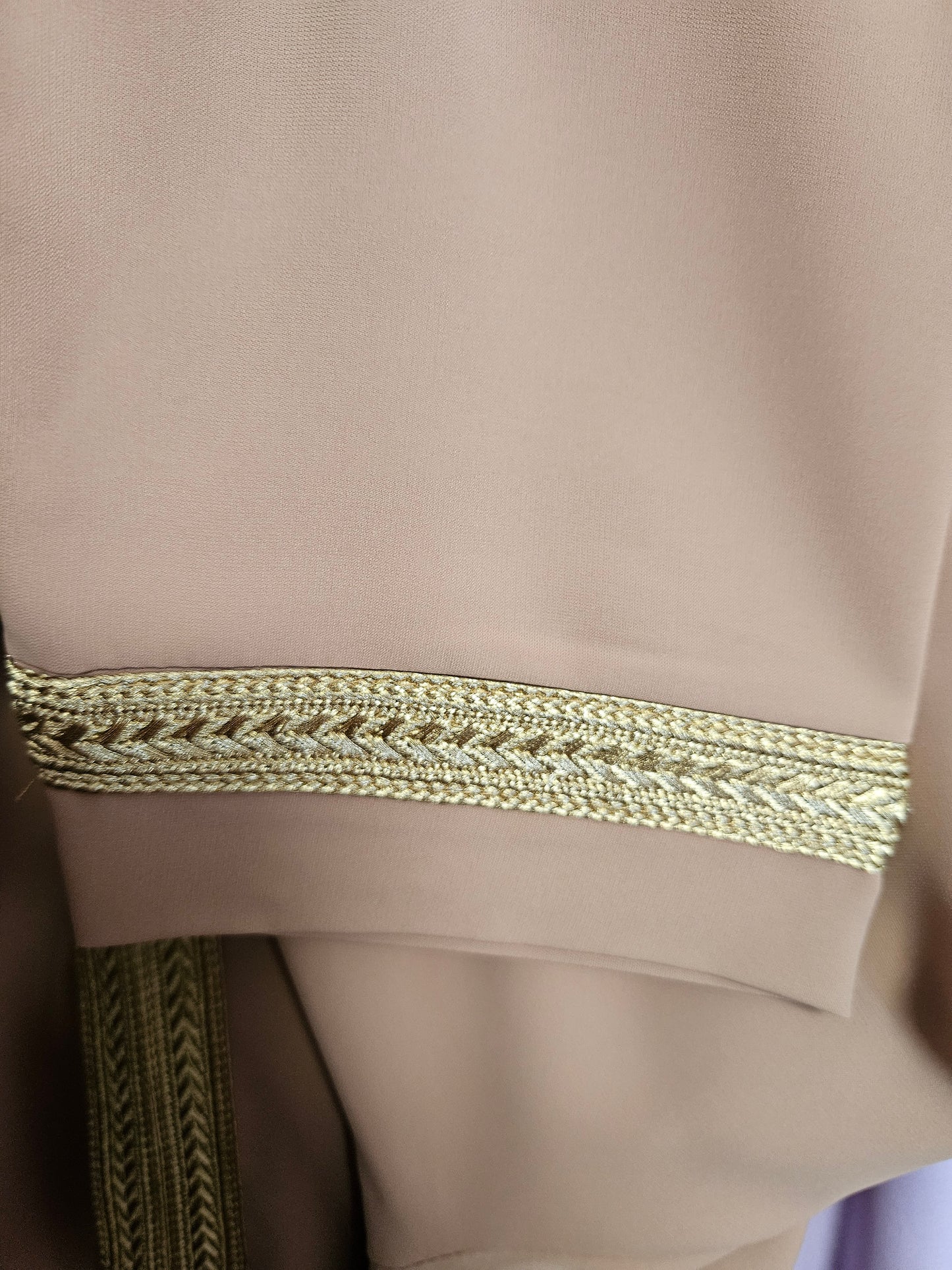 Abaya à capuche vieux rose