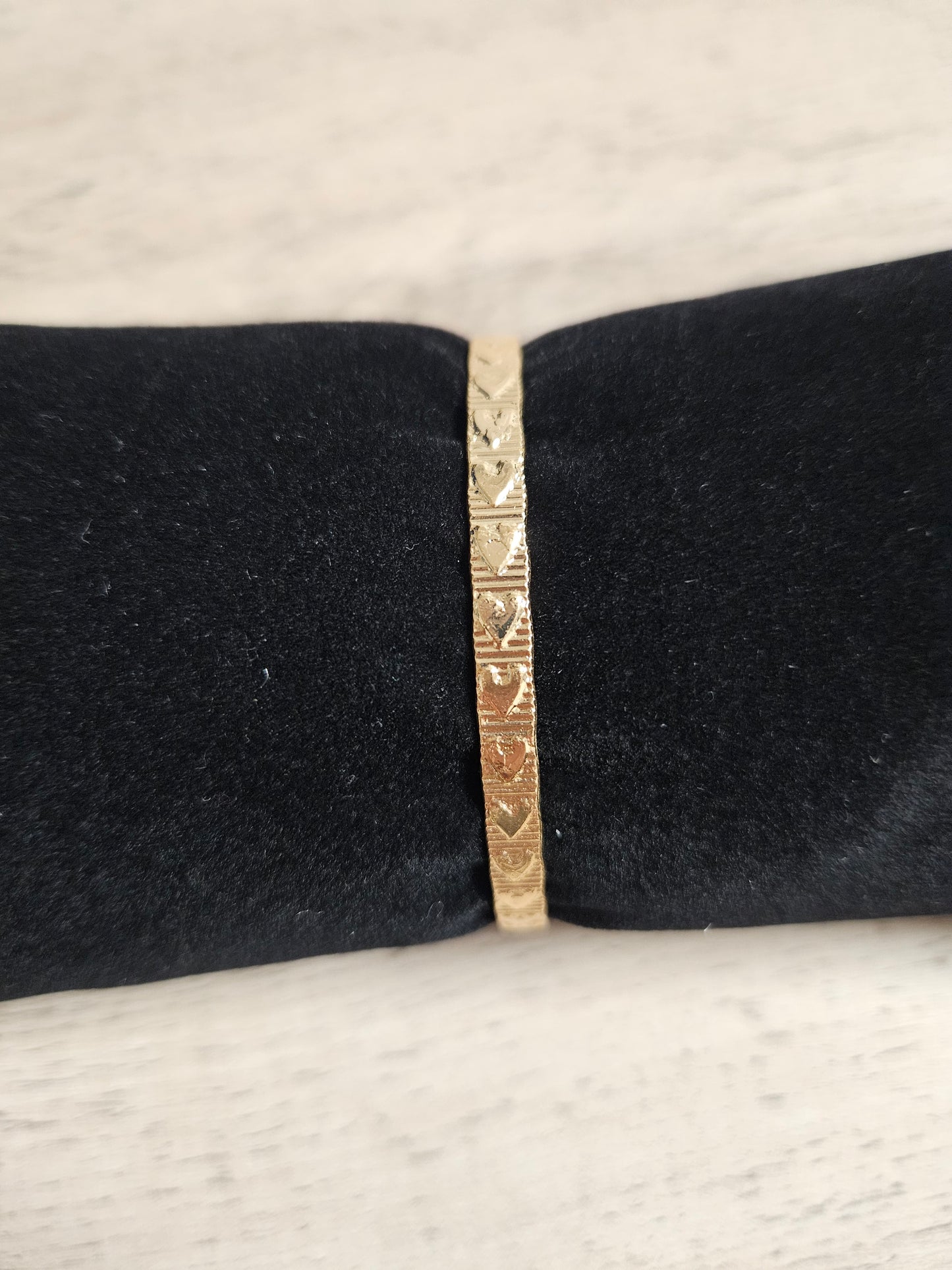 Bracelet motifs cœurs