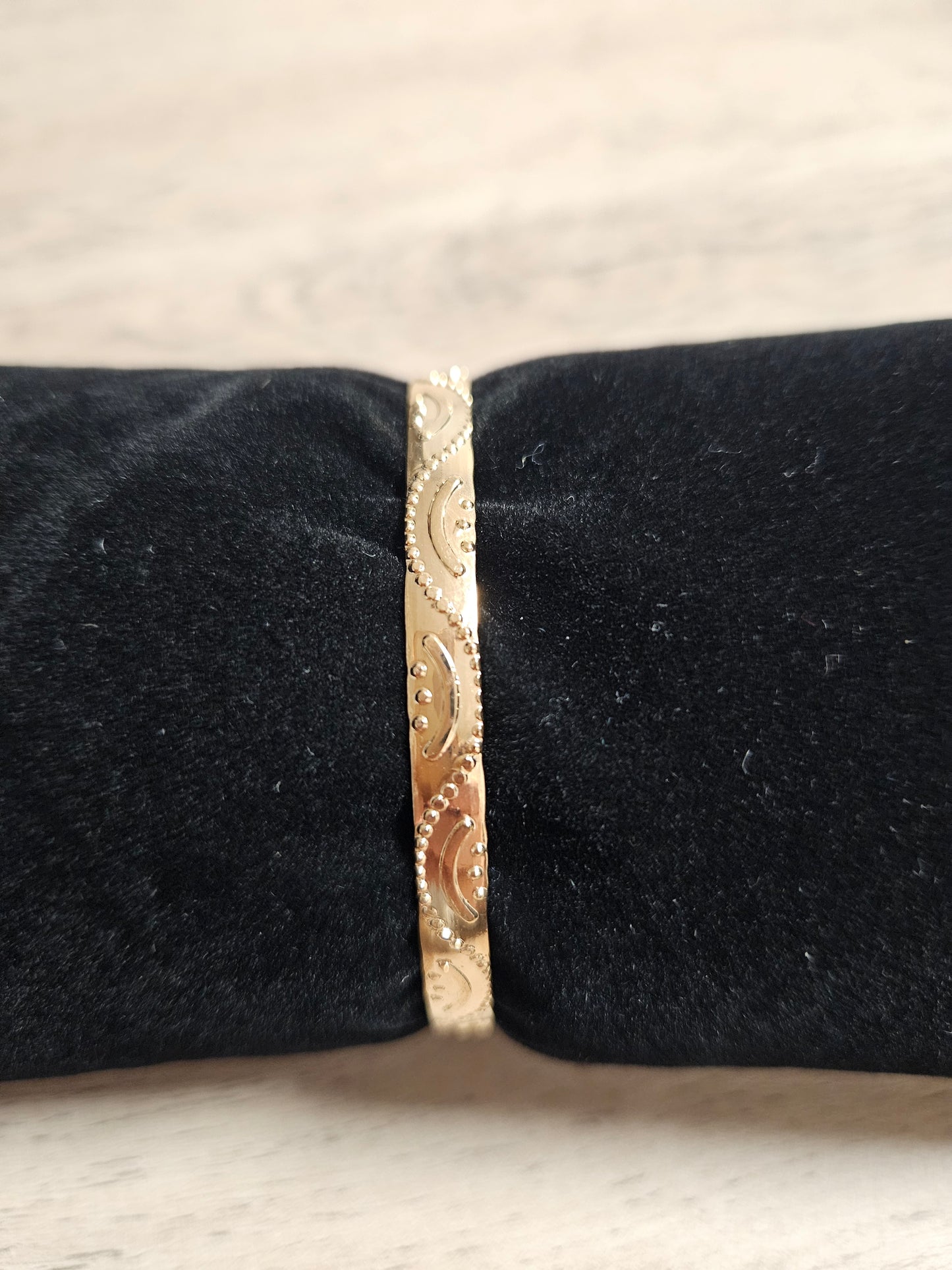 Bracelet motifs vague